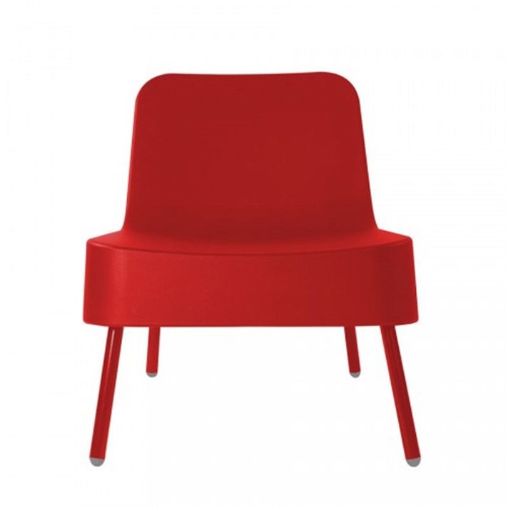 Sillón de exterior con estructura de aluminio y asiento de polietileno en color rojo Bob Resol
