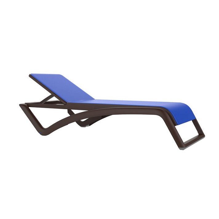 Set di 2 lettini reclinabili realizzati in polipropilene colore wengè Sky Premium Resol