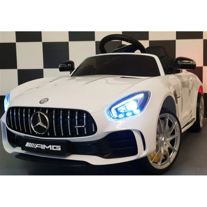 Coche eléctrico de 12 V modelo Mercedes GTR de diseño moderno en color blanco Cars4Kids