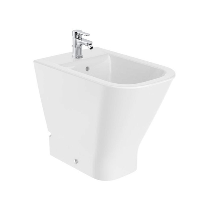 Back to wall comfort bidet made of porcelain with a white finish The Gap Square Roca
