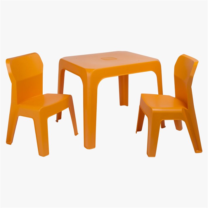 Lot pour enfants pour extérieurs composé d'1 table et 2 chaises avec une finition orange Jan Resol