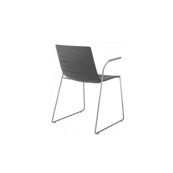 Pack de sillas con apoyabrazos elaboradas de fibra de vidrio en gris y blanco Skin Resol