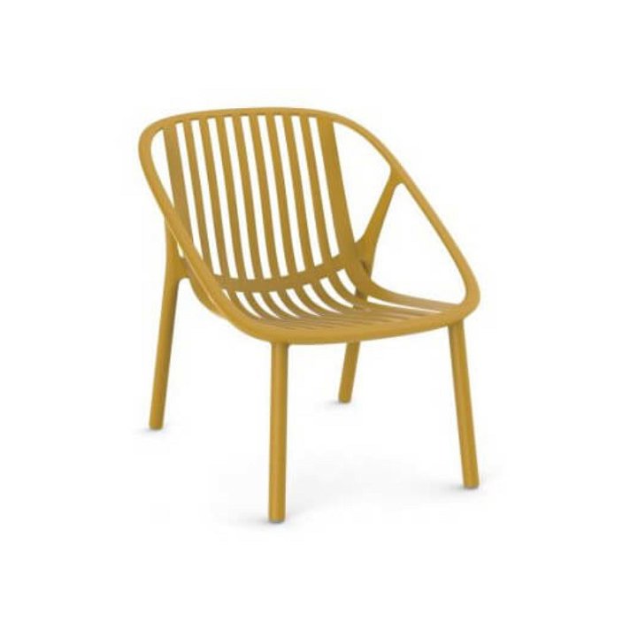 Pack de sillas con apoyabrazos fabricadas en fibra de vidrio color toscano Bini Lounge Resol