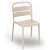 Pack de sillas aptas para exterior fabricadas con fibra de vidrio color marfil Como Resol
