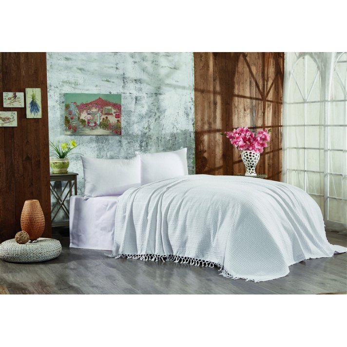 Colcha para cama tamaño Súper King size de 220x240 cm de color blanco Lotus Forme