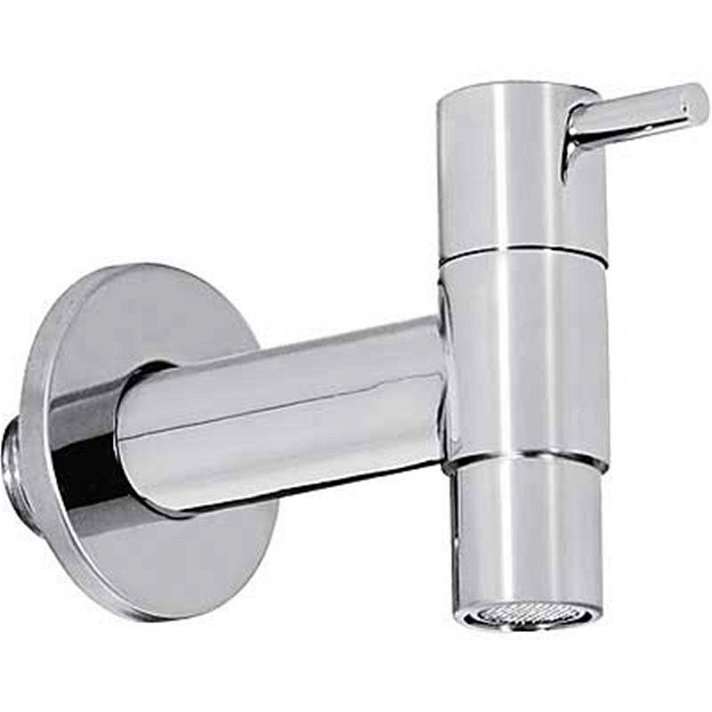 Tres Especial Basic outdoor tap with aerator