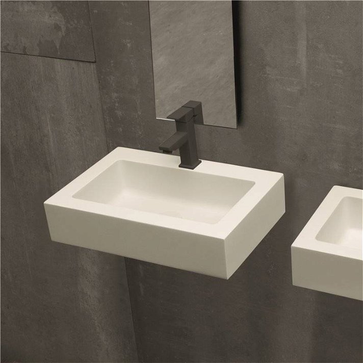Plan vasque centré fabriqué sur mesure en Solid Surface de couleur blanche BARI MINI Resigres